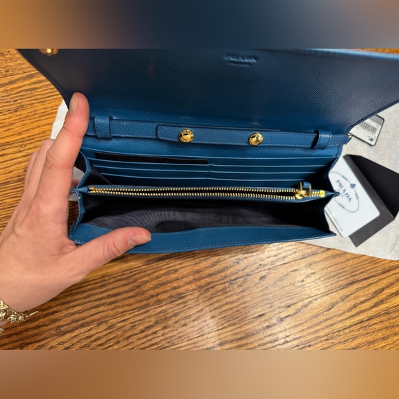 EUC Prada Cobalt Saffiano Wallet on Chain Evening Clutch - Picture 8 of 9
